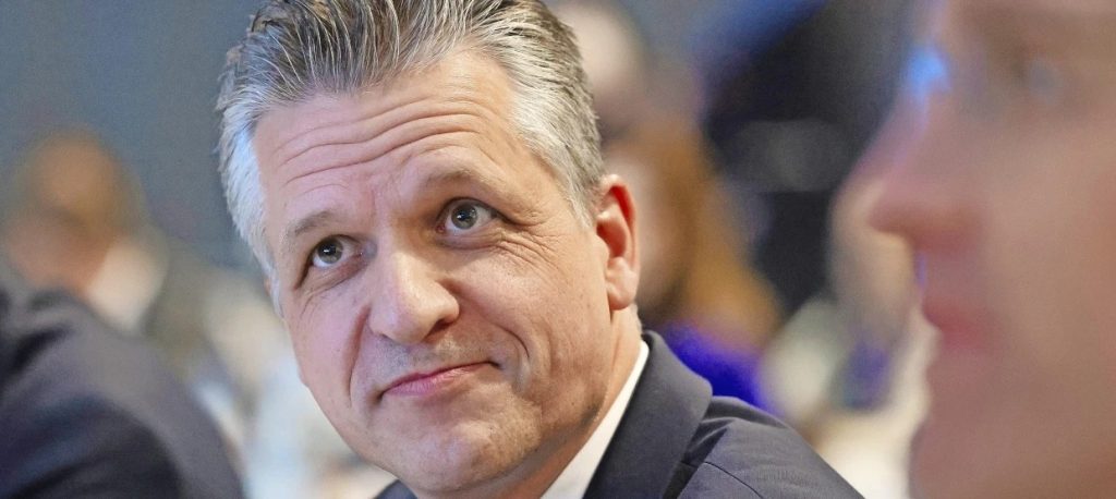 Kanzler Merz kündigt klare Linie in Regierungserklärung an – Union blockt Rentenpläne ab Kanzler Merz kündigt klare Linie in Regierungserklärung an – Union blockt Rentenpläne ab